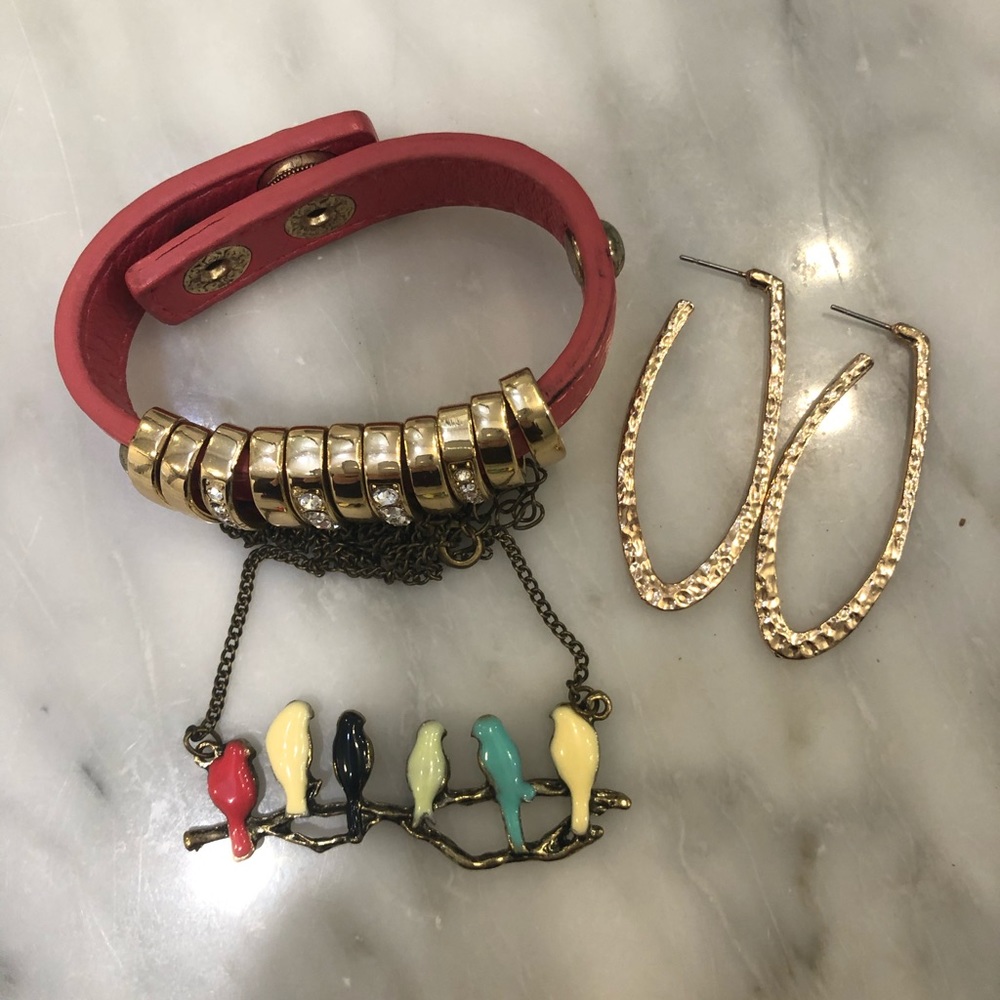 Set of three jewelry set